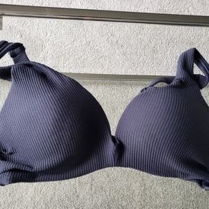 H & M bikini top, size 10
